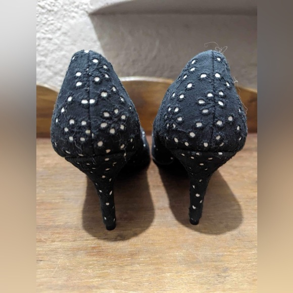 Eyelet Detail Colin Stuart Dress Kitten Heels - Picture 3 of 9